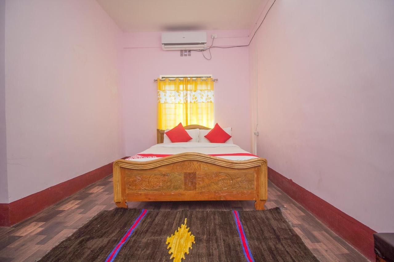 Oyo 15721 Simrat Hotel Panchanai ภายนอก รูปภาพ