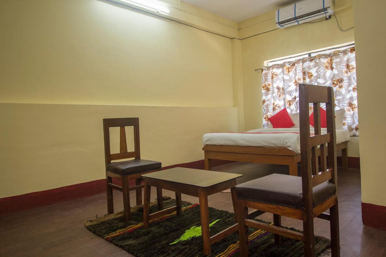 Oyo 15721 Simrat Hotel Panchanai ภายนอก รูปภาพ