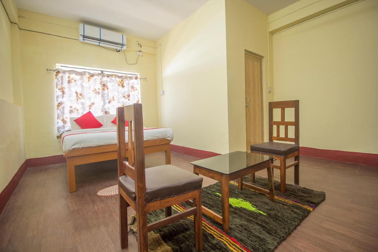 Oyo 15721 Simrat Hotel Panchanai ภายนอก รูปภาพ