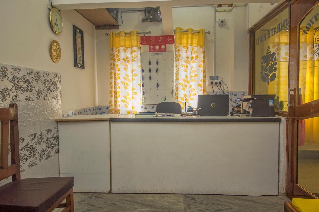 Oyo 15721 Simrat Hotel Panchanai ภายนอก รูปภาพ